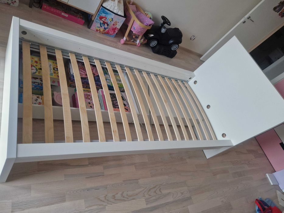 Единично легло IKEA Malm