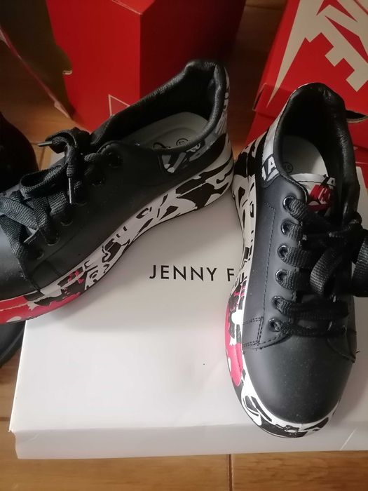 Adidasi cu platforma