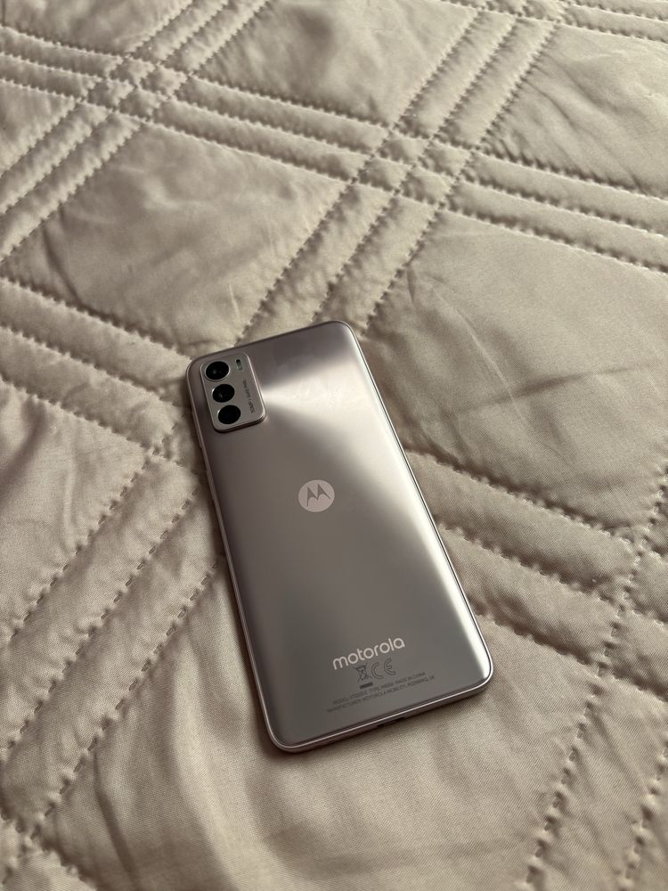 Моторола Moto g42