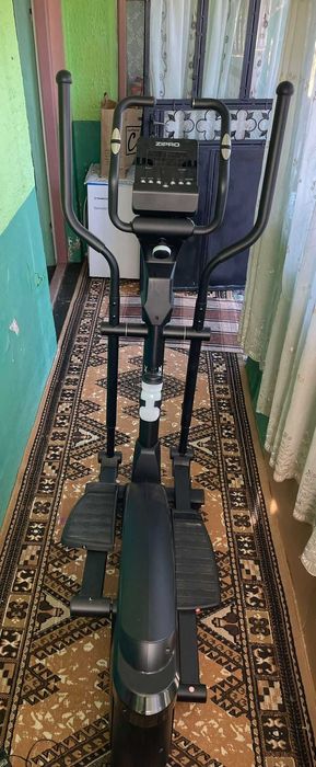 Vand Bicicleta eliptica Zipro Dunk Gold iConsole +