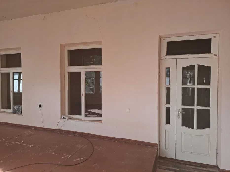 Срочно сдается дом в Зангиатинском районе 6комнат,6 соток.