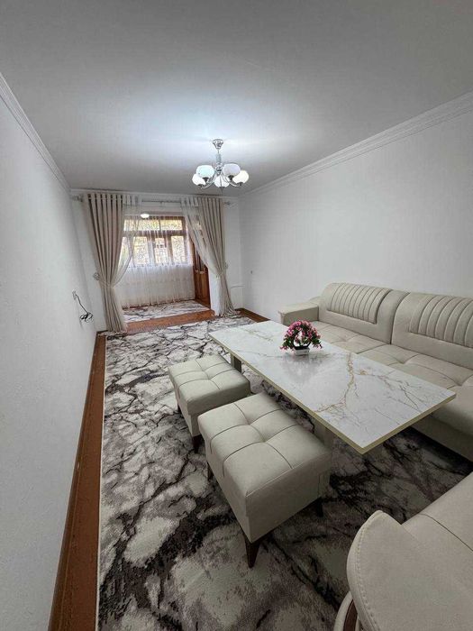 Gagarin hududida kvartira zudlik bilan sotiladi!