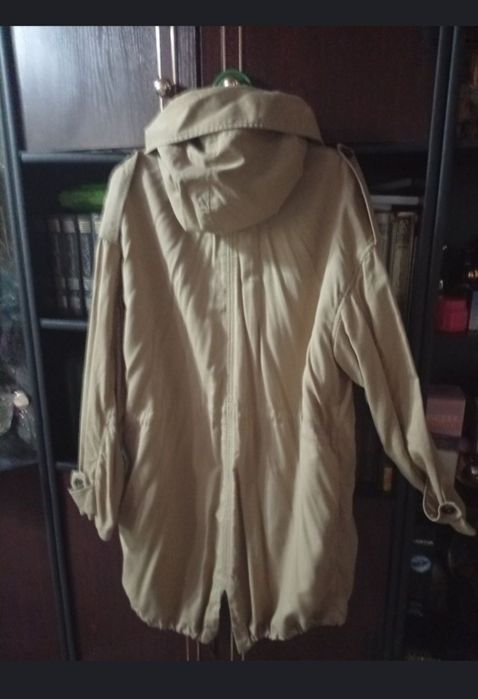 Осенняя женская куртка