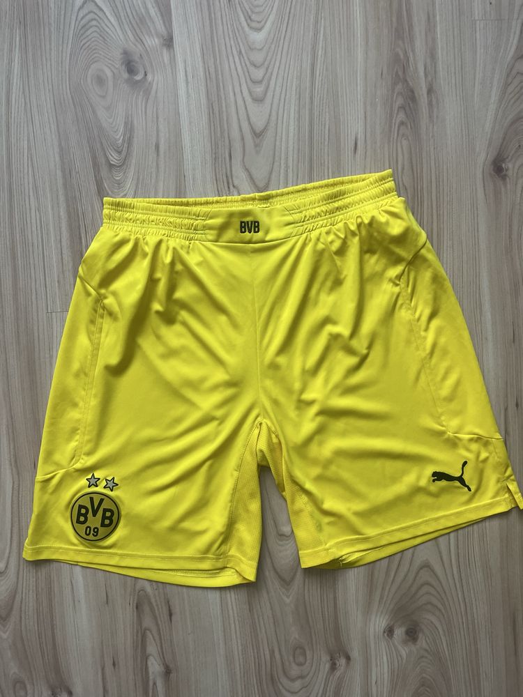 PUMA/BVB/мъжки спортни(футболни)къси панталони L/XL