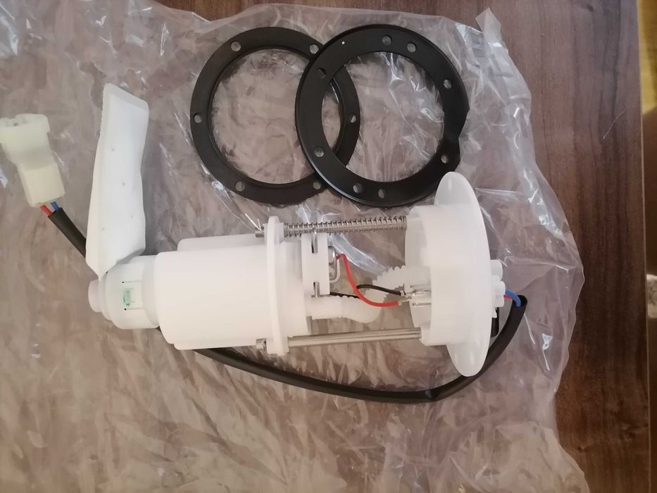 Pompa Benzina Cf Moto 500 450 520 550 600 625 450 X5 X6 - Noua