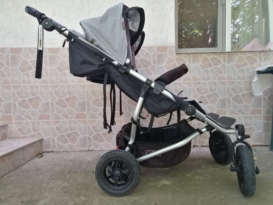 Количка за близнаци Mountain buggy - малко употребявана