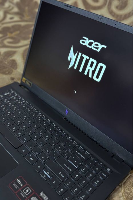 Продам игровой ноутбук Acer Nitro V15/ i9-13/ GTX4060 с гарантией