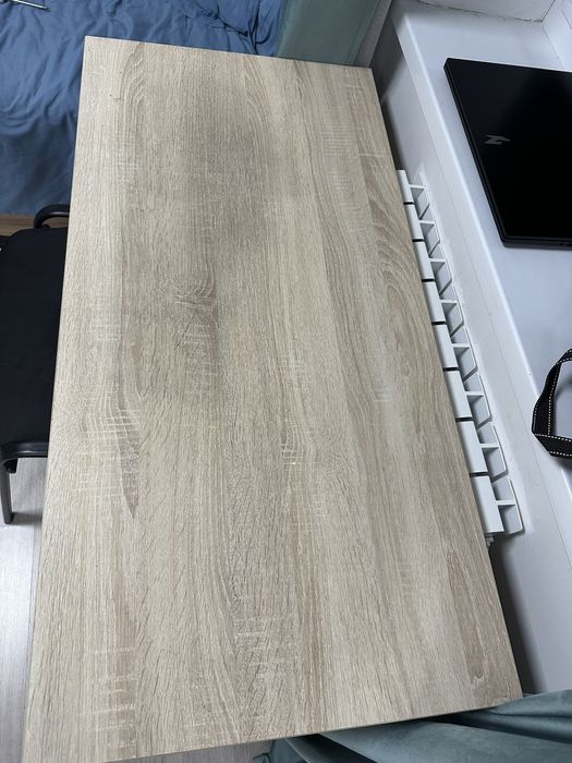 Проадется стол, парта