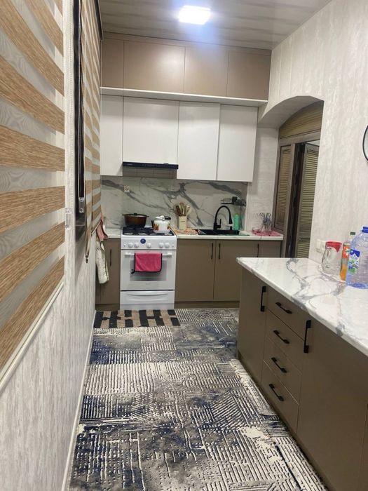 Ibn sino 2 4/2/5 yevro remont uy tayor