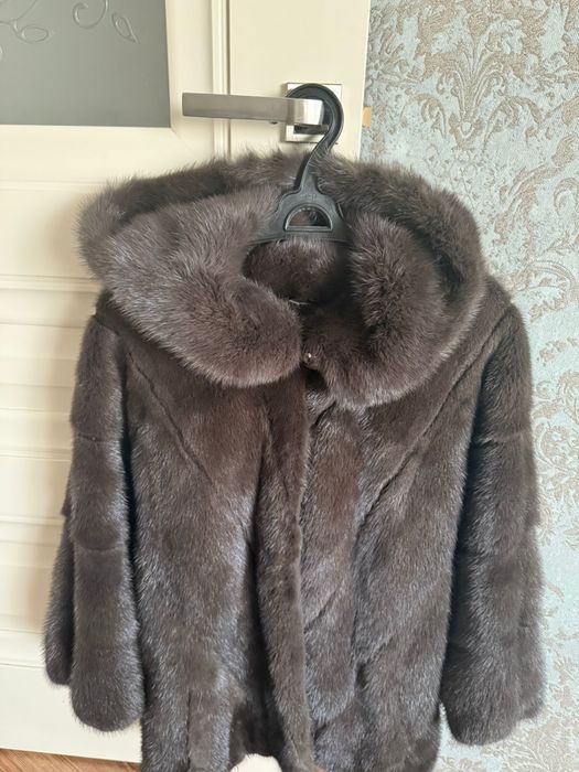 Продам норковую шубу