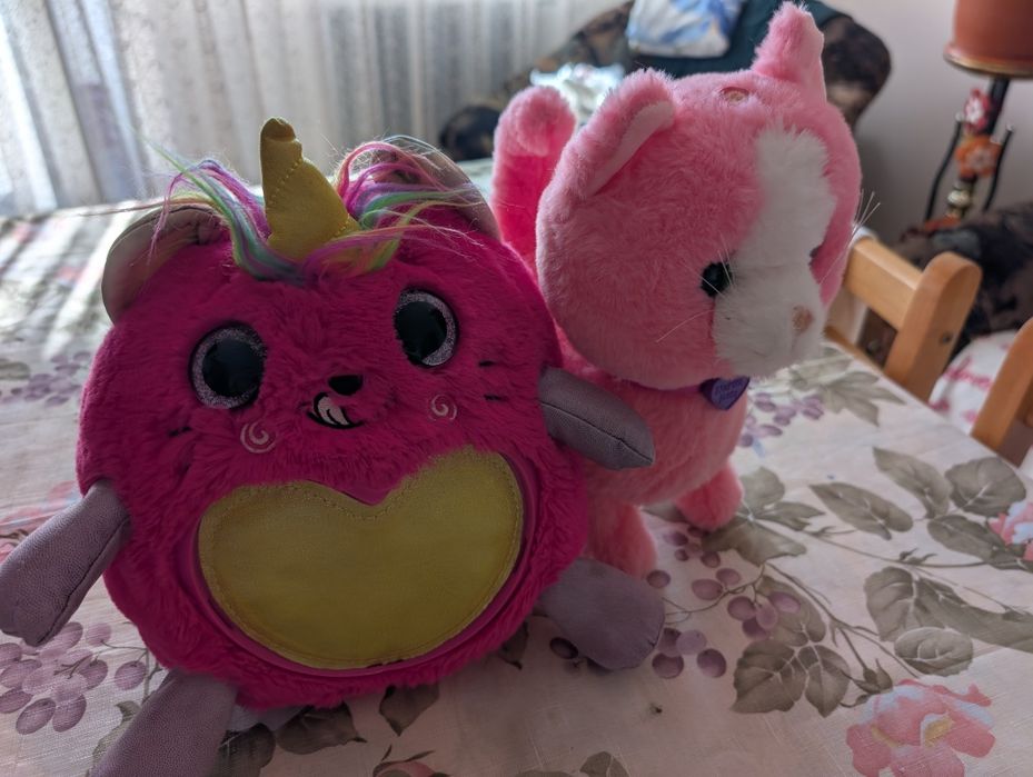 Jucarii plus Noriel Pets Pisica umblatoare Dragon Fur Real Friends