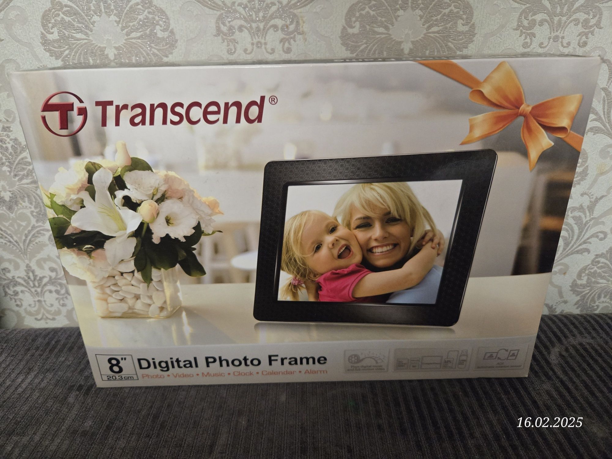 Цифровая фоторамка Transcend PF830