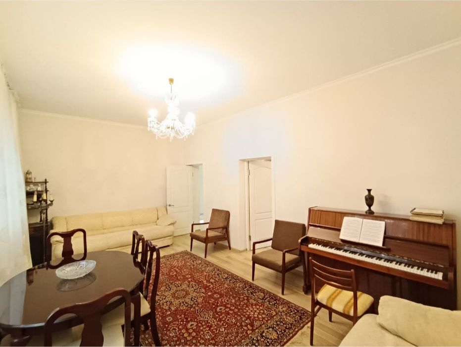 Метро Новза за Алиева 4,8 сотки ровный участок 2 линия