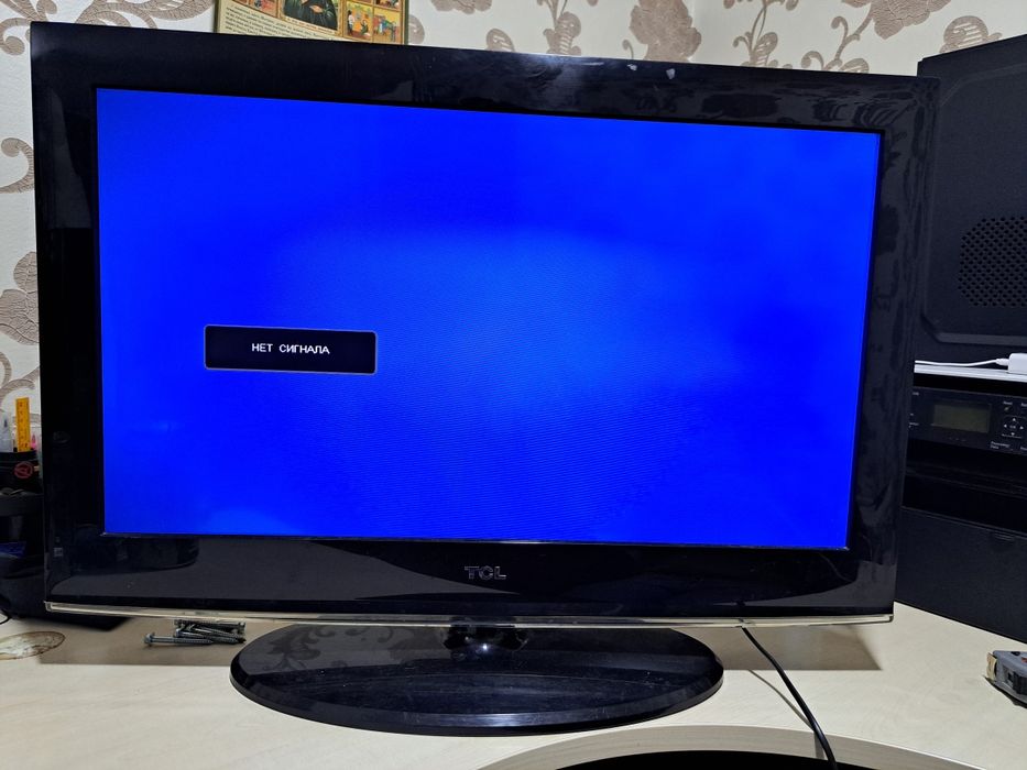 Продам телевизор TCL
