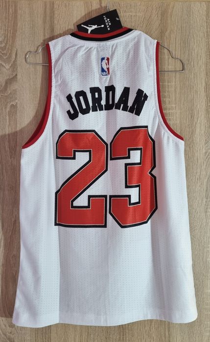 Maieuri LAKERS și BULLS originale