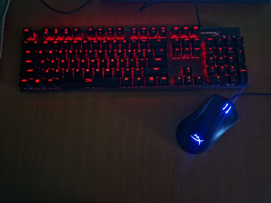 Tastatura mecanica HyperX