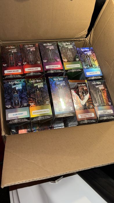 Mini narghilea 80.000 de fumuri 10 AROME