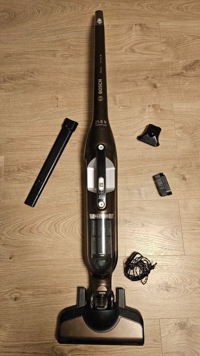 Прахосмукачка стик Bosch Flexxo серия 4