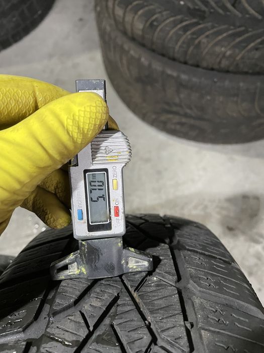 Anv iarna 185/60/15 Semperit