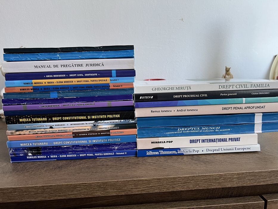 Carti pentru Facultatea de Drept