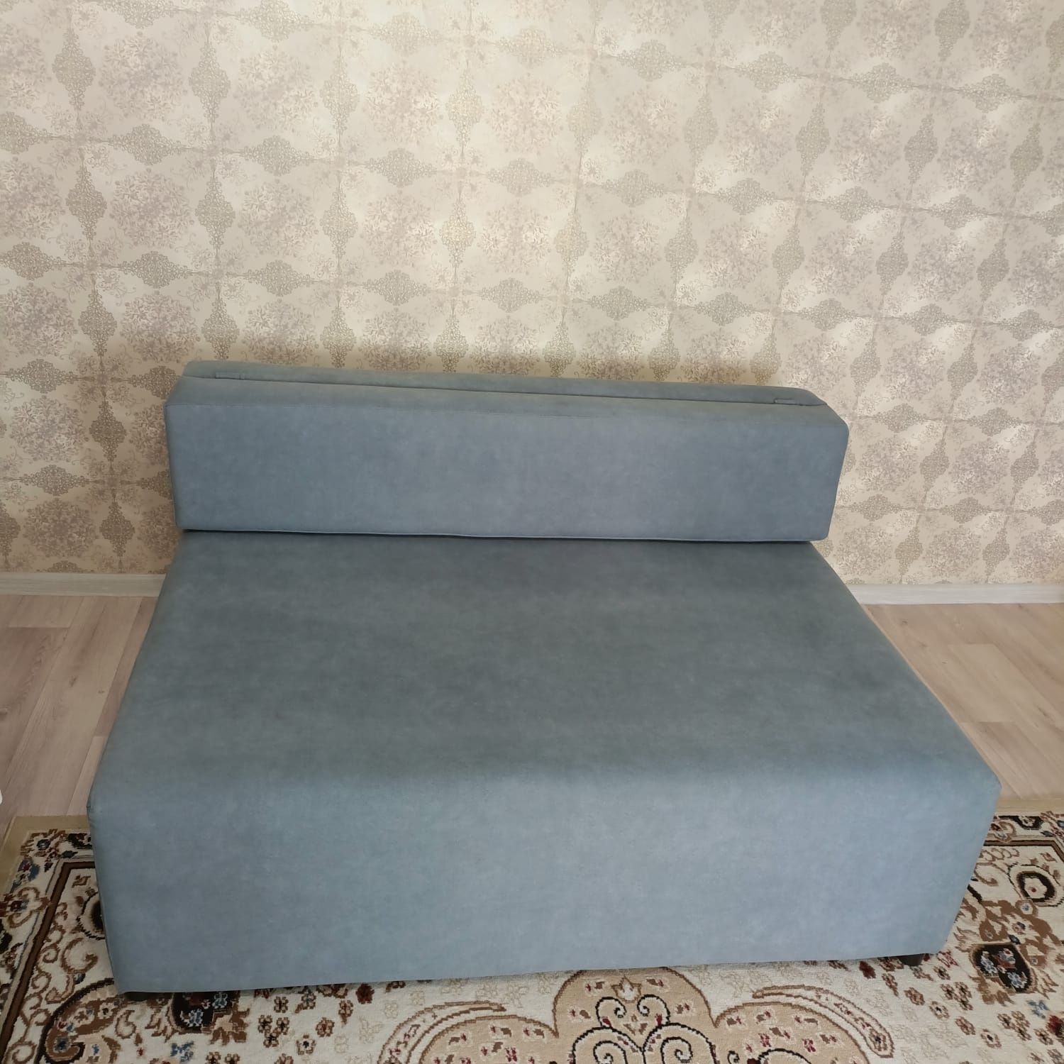 Продам срочно минидиван