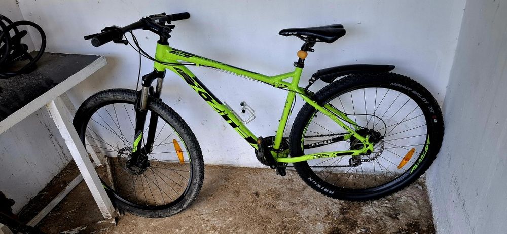 Bicicleta de vânzare