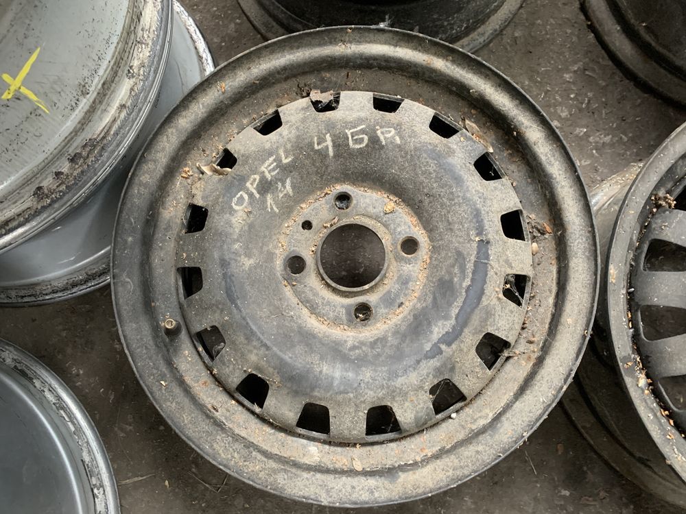 14” 4x100 5,5j Et39 D56,6 Оригинални Метални/Стоманени джанти за Опел.