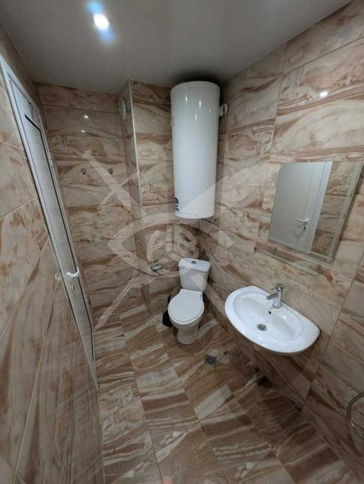 Дава се под наем Едностаен апартамент в Варна, Червен площад - 50 кв.м за 450 € - Снимка #5