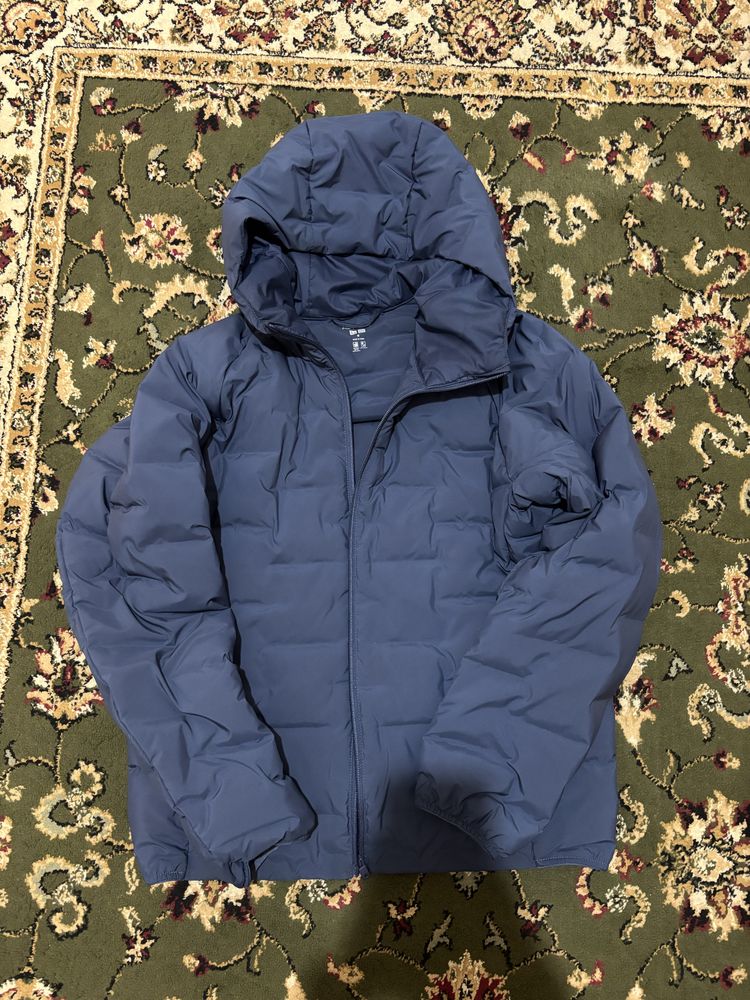 Продам куртку Uniqlo