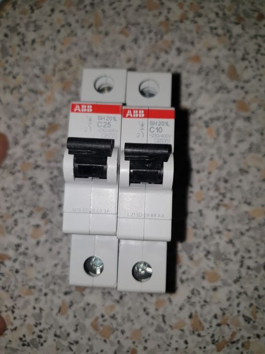 Dijunctor ABB Monopolar C25 5buc plus Dijunctor MONOPOLAR C10 1 buc