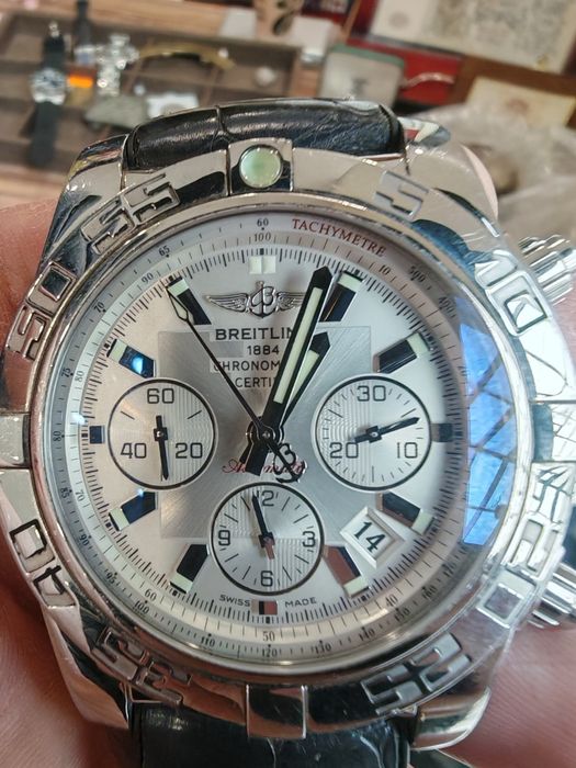Продавам оригинален мъжки часовник   Breitling Chronomat 44 Chronograp