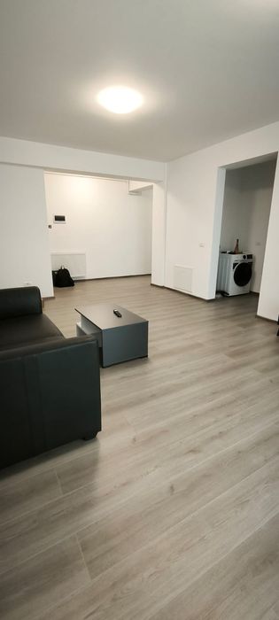 Inchiriez apartament nou cu 2 camere