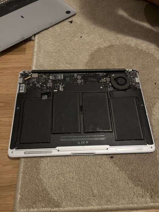 Macbooc AIR a1369