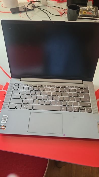 Laptop Lenovo Idea PAD 5 cu Ryzen3