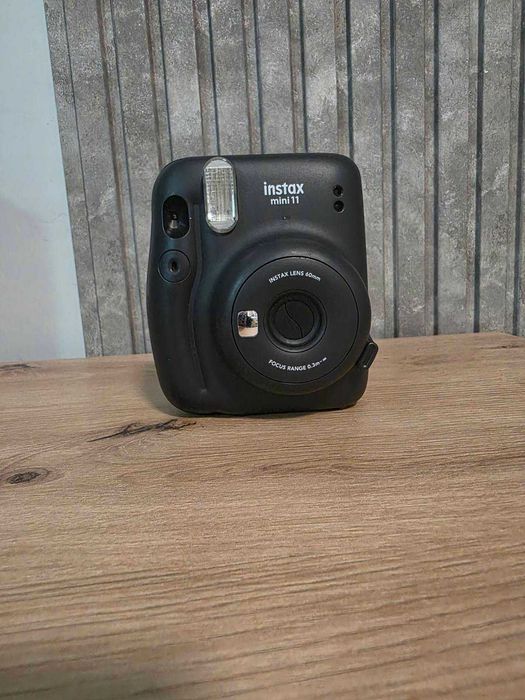Моментален фотоапарат Fujifilm - instax mini 11 за части