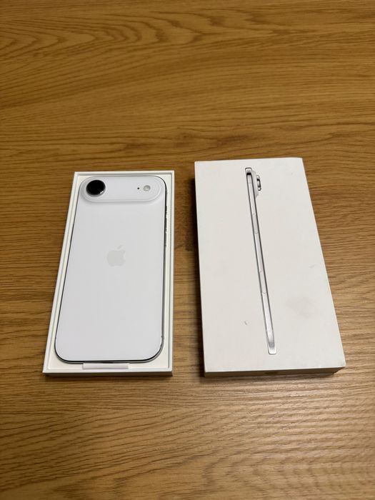  Vand iPhone 17 AIR / 512 GB / NOU / Garantie / MDM 