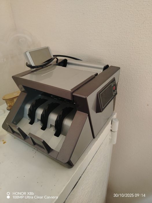 Pul sanaydigan apparat sotiladi