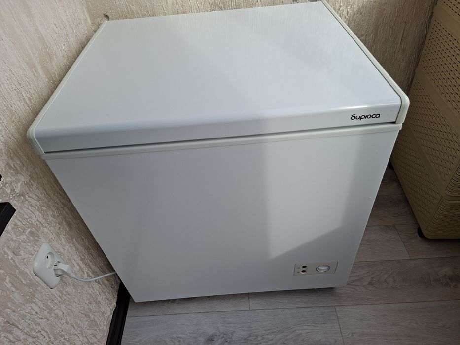 Продам морозильник