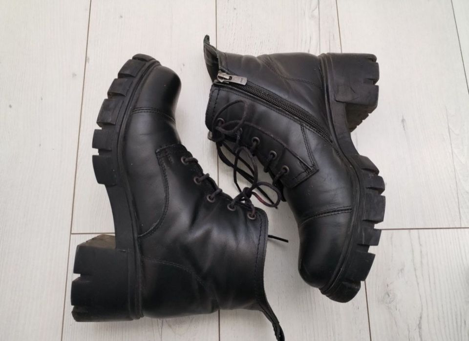 Дамски боти от естествена кожа 38 номер