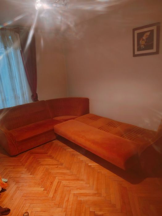 Canapea extensibila  cu ladă depozitare