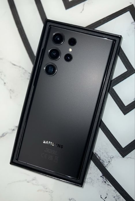 Samsung Galaxy S23 Ultra 5G / 256GB / 8GB RAM + Huse cadou