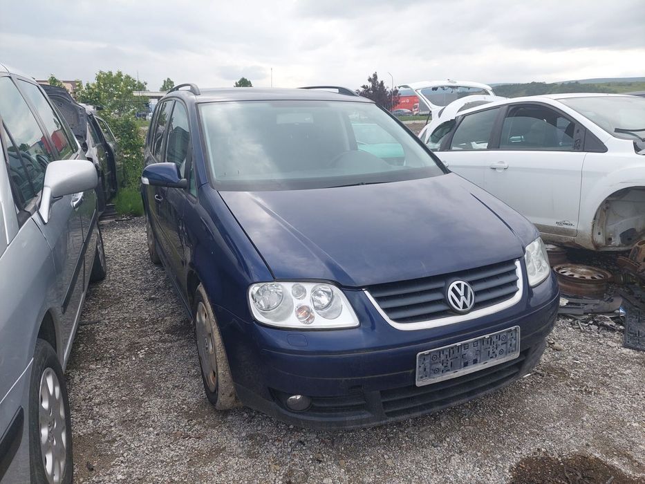 Dezmembram Volkswagen Touran 2005, 2.0 TDI cod BKD, cutie automata DSG