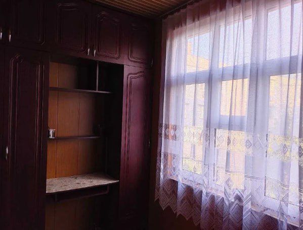 Срочно! Квартира на Кушбеги  2/4/5 общ пл 58м  2 балкона