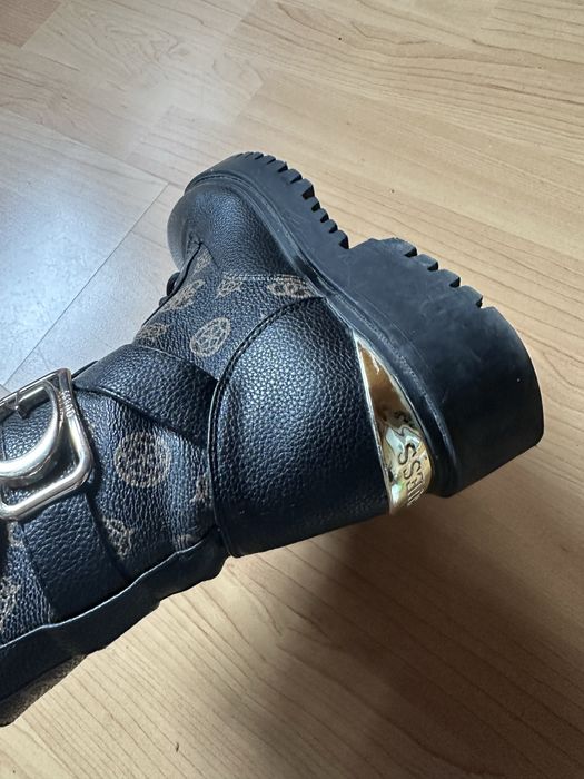 Дамски боти Guess