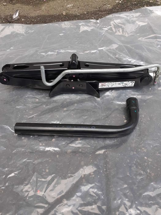 Cric,cheie de roti RENAULT Megane 3 si 4, Talisman