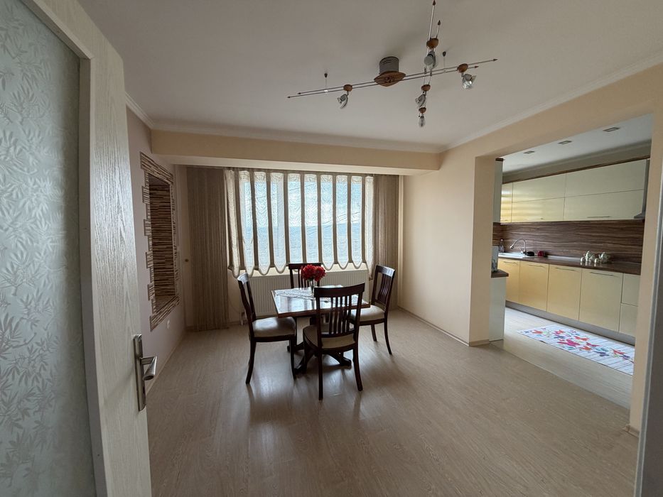 Продава се Етаж от къща в Айтос - 120 кв.м за 2084 €/кв.м - Снимка #8