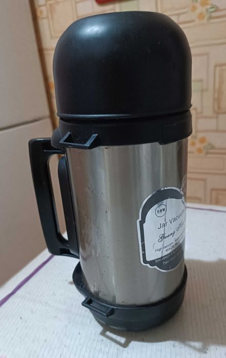 Металлический термос из нержавейки, объем 1,3 литра,  ручки складные