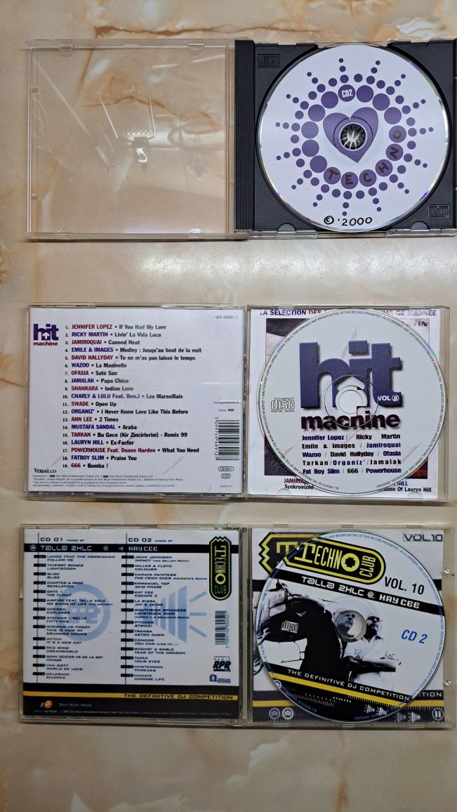 Колекция от компакт дискове  CD
