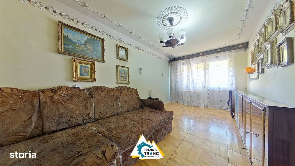 Apartament generos cu 4 camere în Podgoria, Arad
