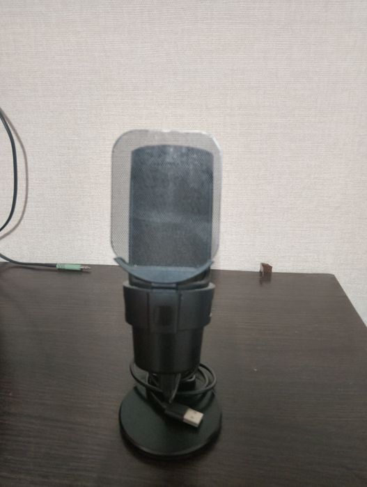 Микрофон, конденсаторный